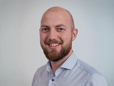 Quantum Flowbit Trading Expert